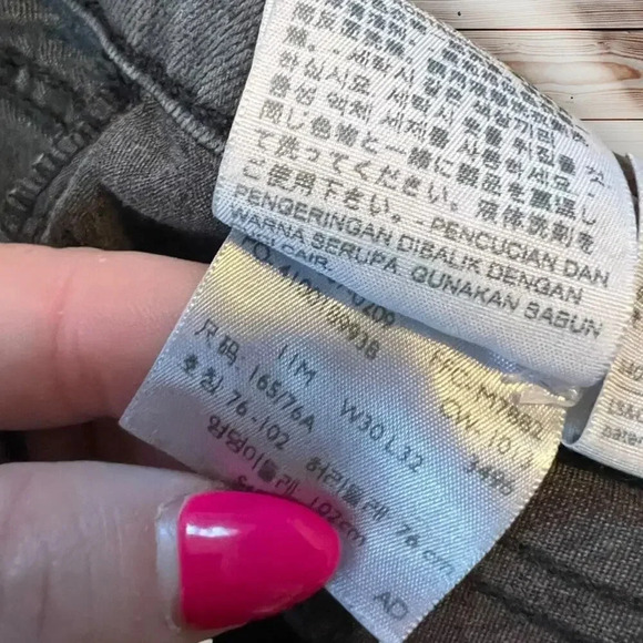 Levi's Women's Size 11M 30X32 524 Too Superlow Skinny Jeans‎ - Picture 3 of 4